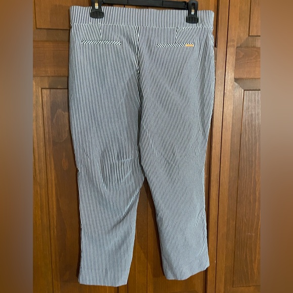 ANNE KLEIN STRIPED CAPRI’S SIZE 12 - Picture 5 of 15